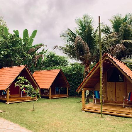 Flora Praia Do Sono Lodge & Trekking パラチ エクステリア 写真