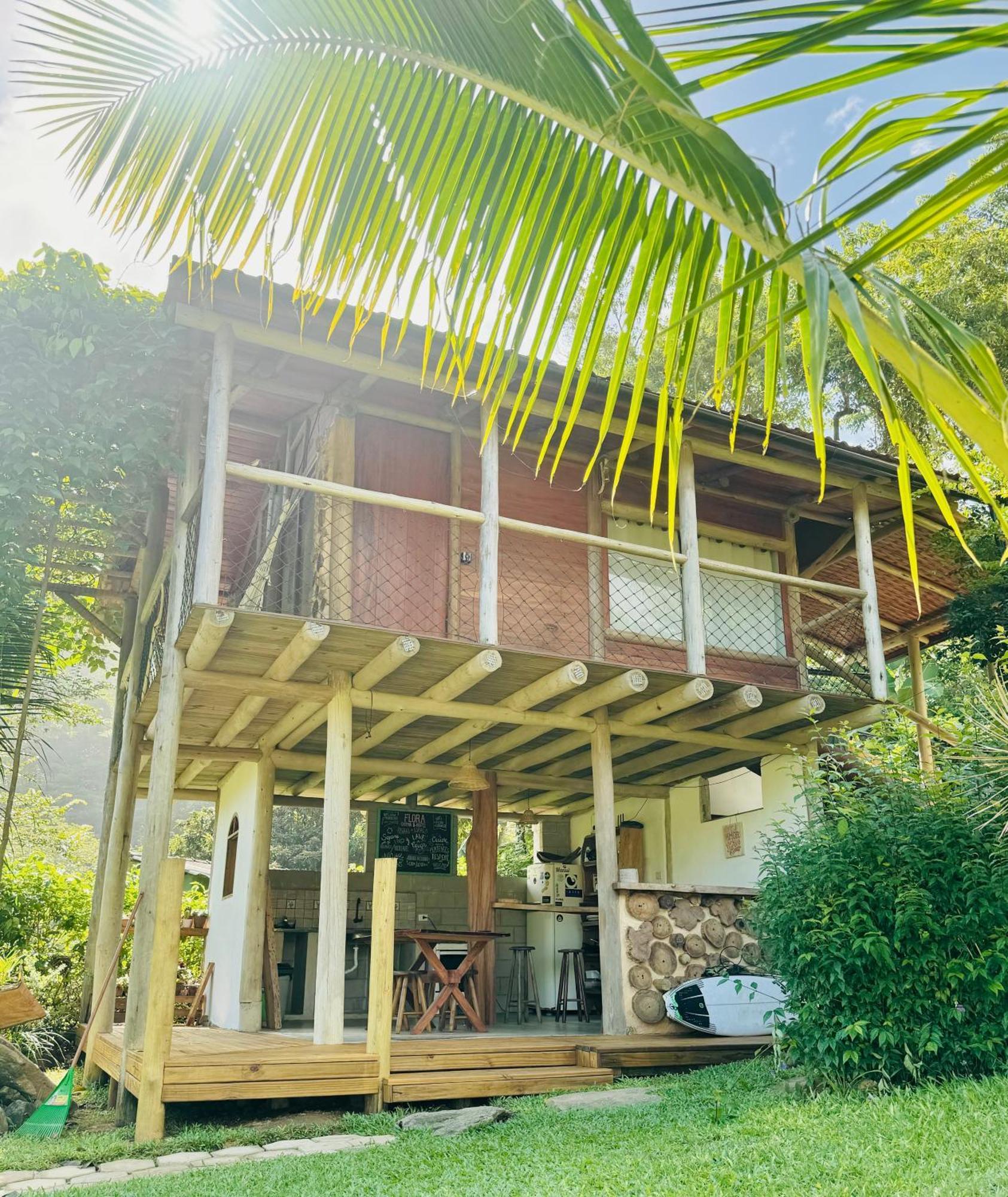 Flora Praia Do Sono Lodge & Trekking パラチ エクステリア 写真