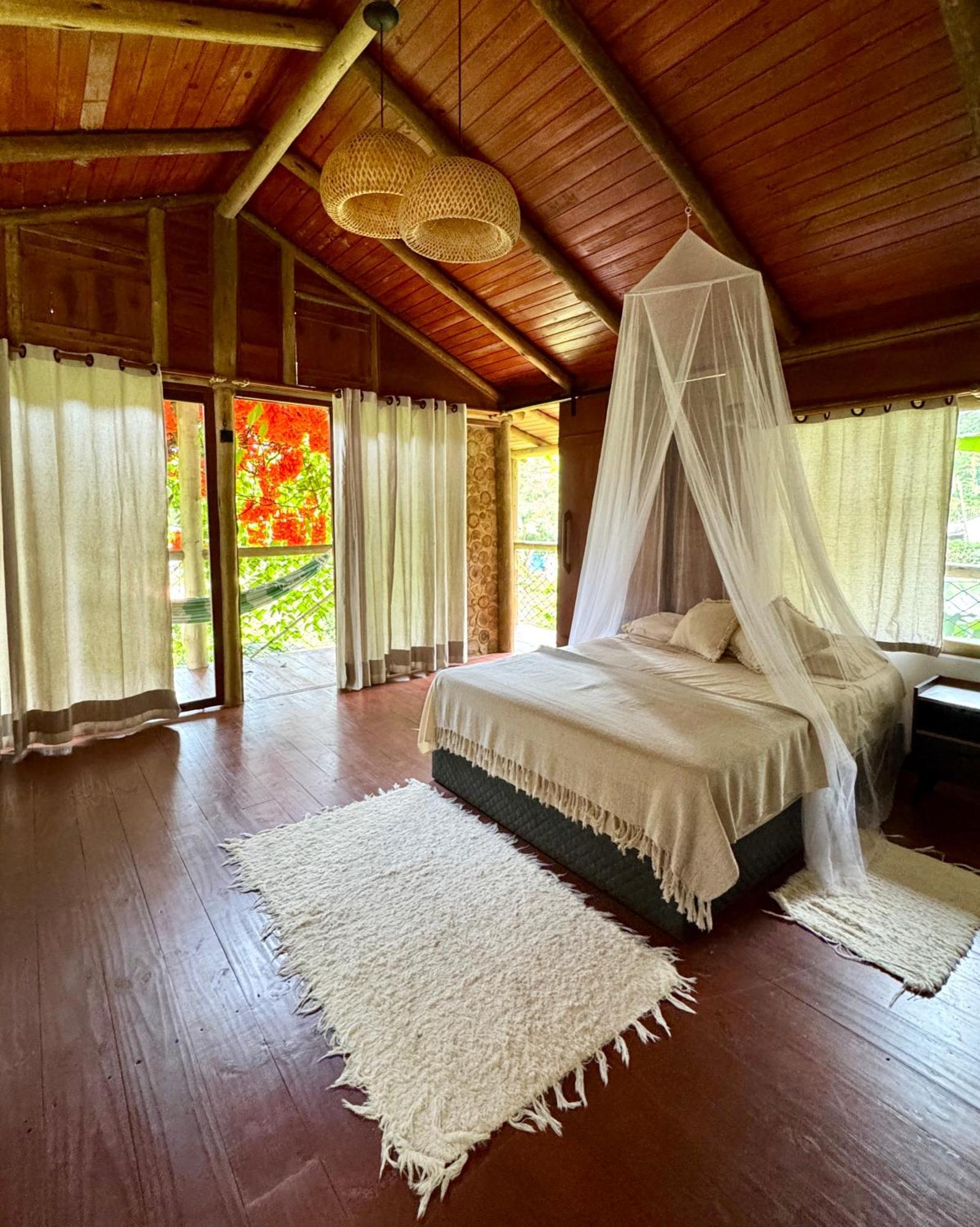 Flora Praia Do Sono Lodge & Trekking パラチ エクステリア 写真